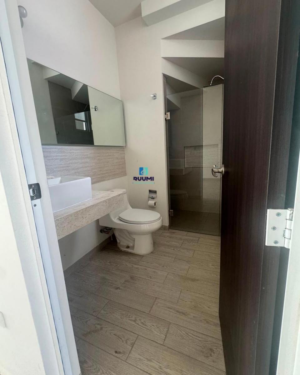 Casa en renta en Ronda Residencial, 3 recámaras (una en planta baja) y 2 baños — foto 2