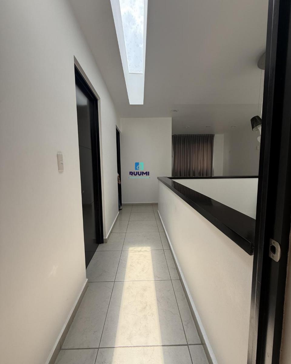 Casa en venta en San Telmo Norte, 3 recámaras con baño, jacuzzi y cocina con isla — foto 5