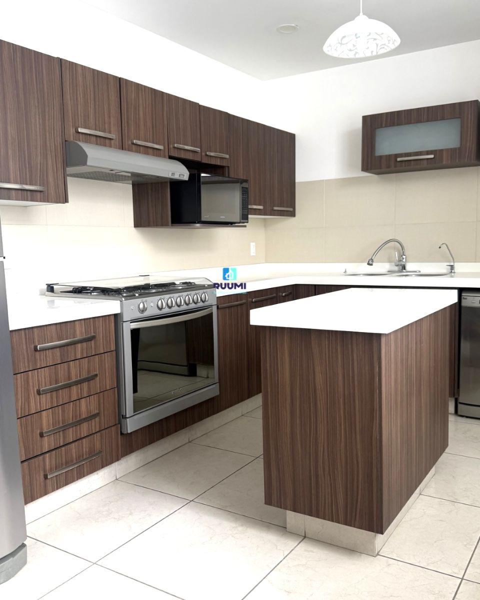 Casa en renta en San Telmo Norte, 3 recámaras, jacuzzi y 3.5 baños — foto 2