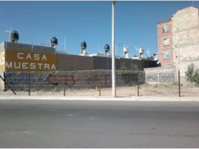 Terreno en venta de 423 m² en Villas de Notre Dame, ideal comercial
