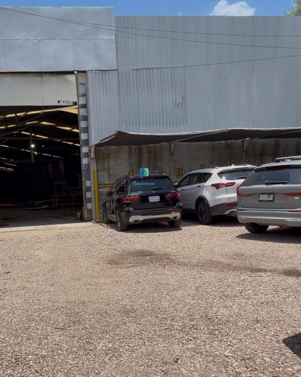 Nave industrial en renta sobre Tercer Anillo Norte, 2,500 m² techados — foto 2